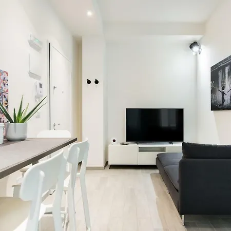 Appartamento Bologna Apartment *